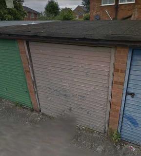 Garage to rent - Marriott Close, Feltham TW14