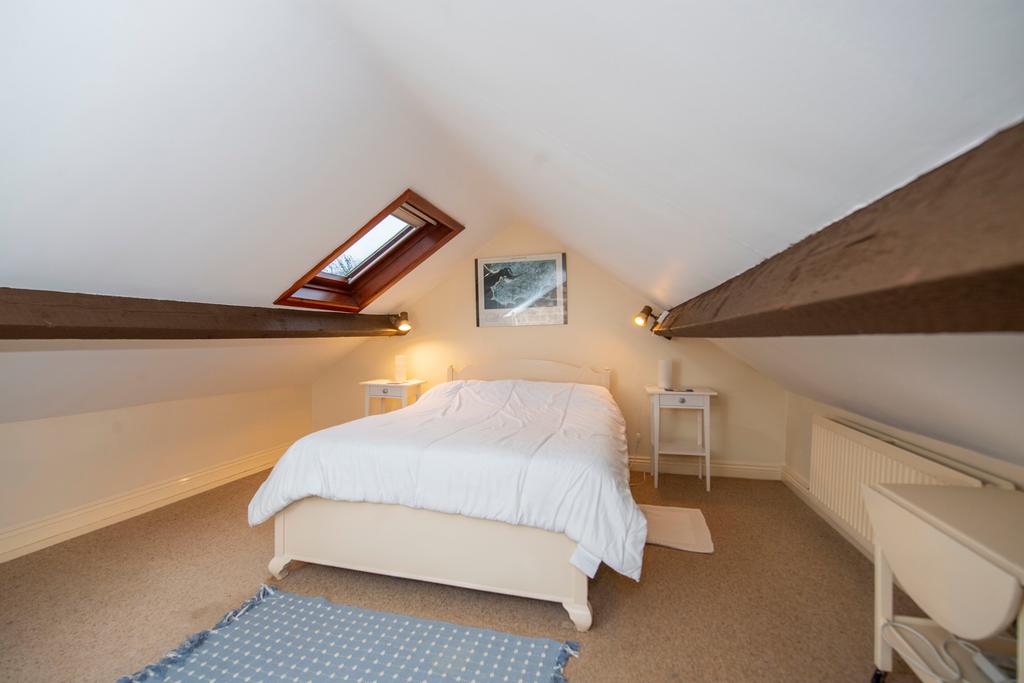 A page   110123 Ash Tree Cottage Penmaen 62.jpg
