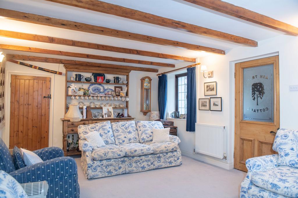 A page   110123 Ash Tree Cottage Penmaen 08.jpg