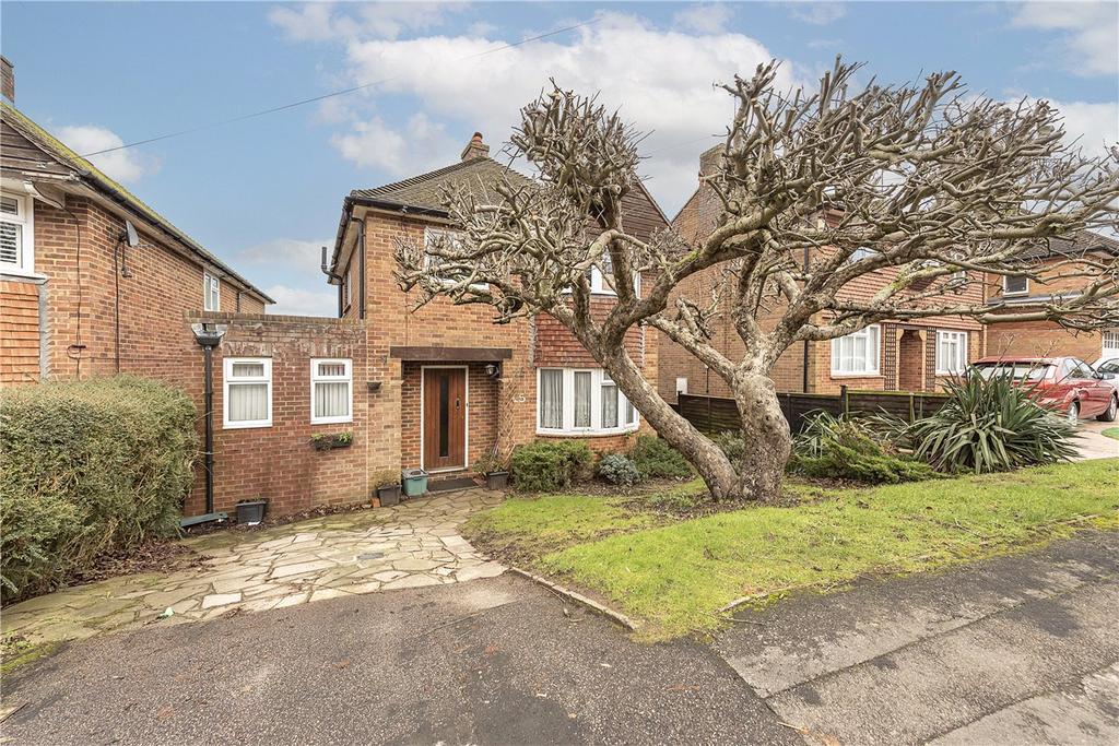 Park Rise, Harpenden, Hertfordshire 3 bed detached house £775,000