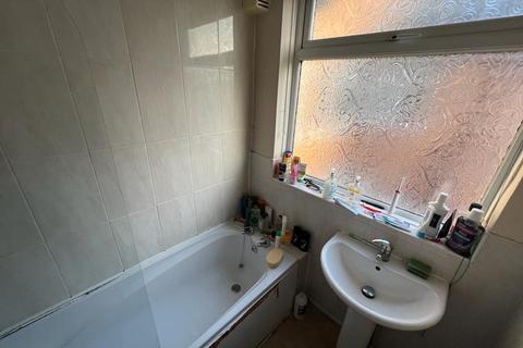 21 Coundon Road, Coventry, CV1 4AR