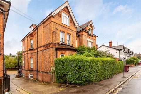 Russell Street, Reading, RG1