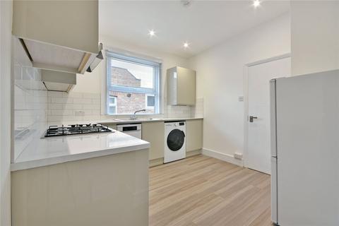 2 bedroom flat to rent, Elm Park Road, Finchley Central, N3