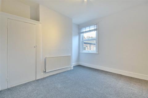 2 bedroom flat to rent, Elm Park Road, Finchley Central, N3