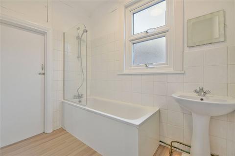 2 bedroom flat to rent, Elm Park Road, Finchley Central, N3