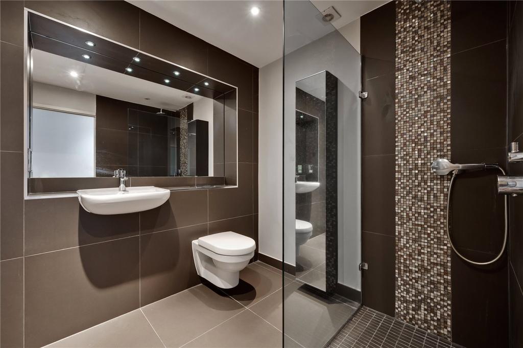En Suite Bathroom