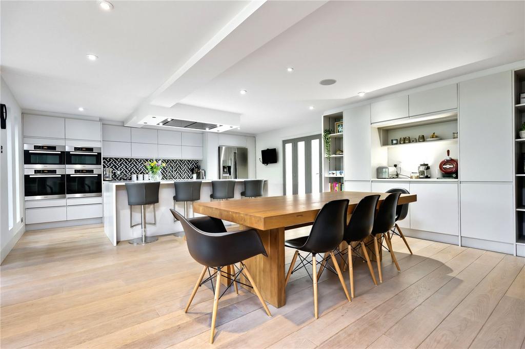 Dining Area/Kitchen