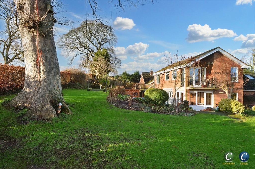 Church Way, Longdon, Rugeley, WS15 4PG 5 bed detached house £600,000