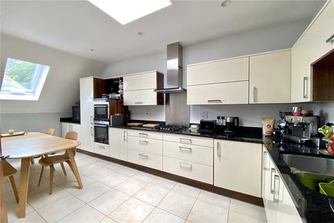 2 bedroom apartment for sale - Pinehurst Court, Station Road, Beaconsfield, HP9