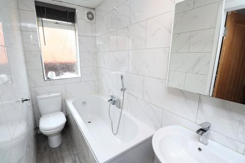 3 Congress Mount, Leeds, LS12 3DU