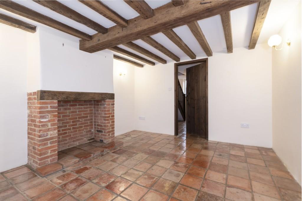 Market Street, Shipdham 2 bed terraced house £750 pcm (£173 pw)