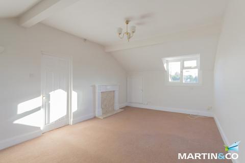 2 bedroom flat to rent - Cheyne Court, Greenfield Road, Harborne, B17