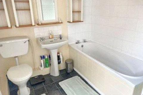 3 bedroom terraced house to rent, Denbigh Street, Chester, CH1