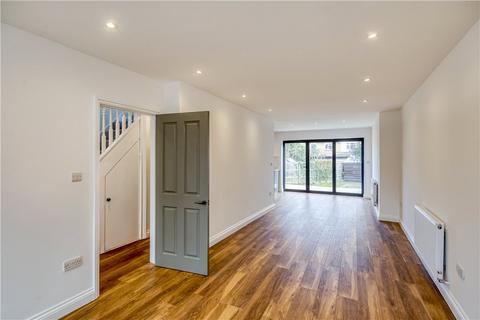 5 bedroom semi-detached house to rent, Groveland Way, KT3