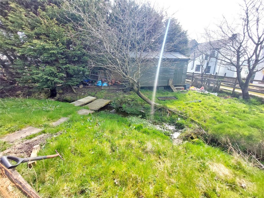 Further Garden Space