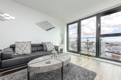 2 bedroom apartment for sale - Bayscape, Watkiss Way, Cardiff