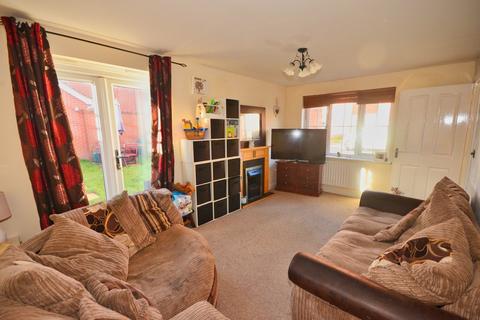 14 Ayr Close, Oakley, Corby, NN18 8QU