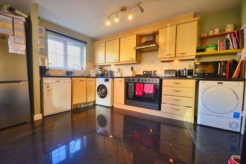 14 Ayr Close, Oakley, Corby, NN18 8QU