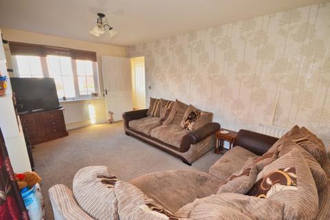 14 Ayr Close, Oakley, Corby, NN18 8QU