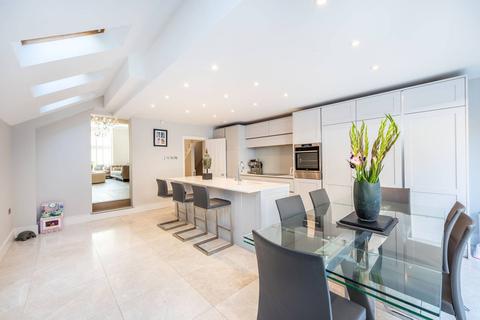 5 bedroom house to rent - Harbledown Road, Parsons Green, London, SW6
