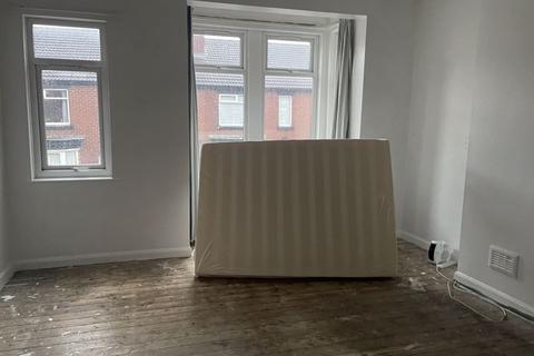 141 Birches Head Road, Stoke-on-trent, ST1 6ND