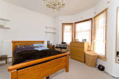 1 bedroom flat to rent - Gowan Road, Willesden, London, NW10