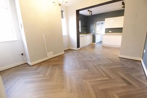 40 Clumber Road, Poynton, Stockport, SK12 1NS