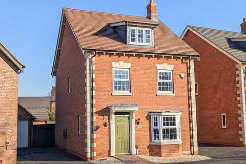 26 Hereward Way, Nuneaton, CV10 0FA