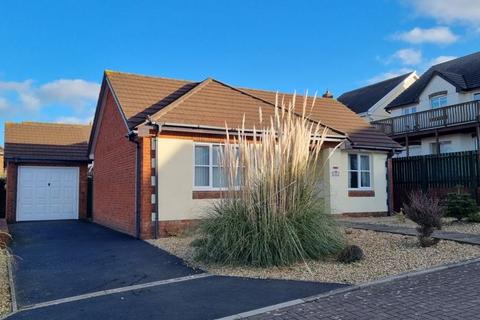 3 bedroom detached bungalow to rent, Pelican Close, Bideford