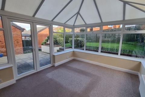 3 bedroom detached bungalow to rent, Pelican Close, Bideford