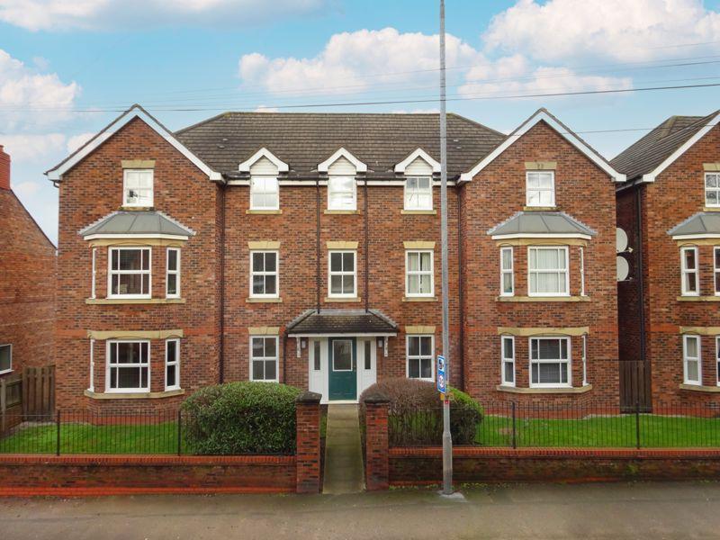 Whitewell Close, Nantwich, Cheshire CW5 6LY 2 bed apartment £155,000