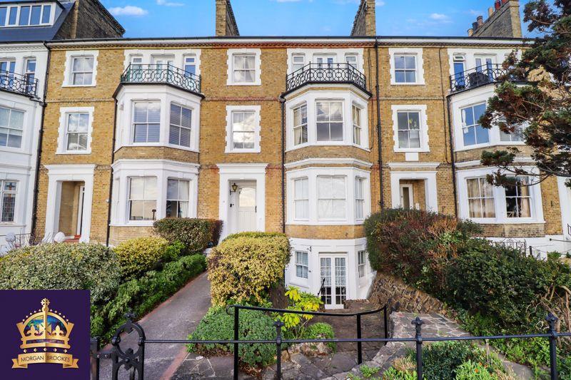 Clifftown Parade, SouthendOnSea 3 bed for sale £450,000