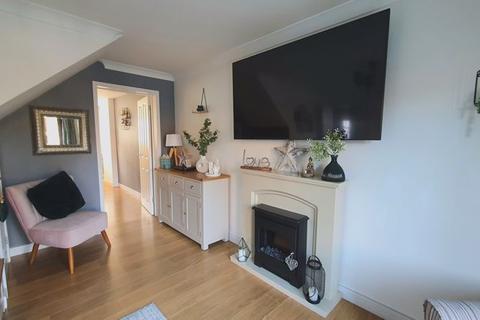 8 Barn Close, Abbeydale, Gloucester, GL4 5JT