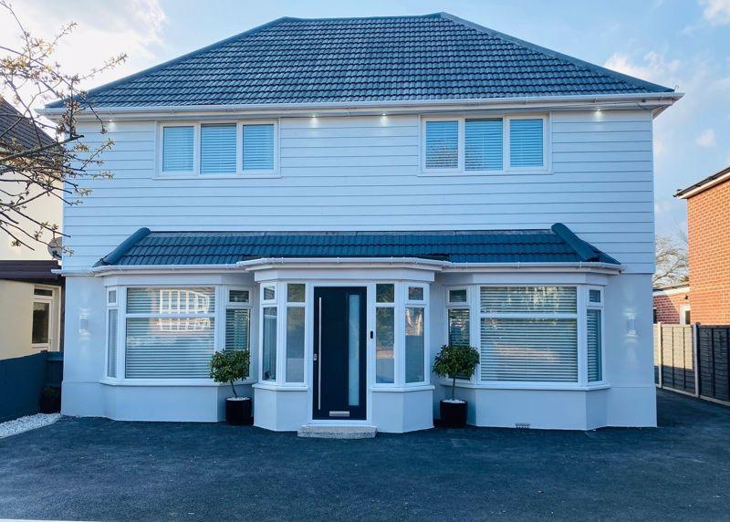 Durrington Road, Bournemouth, BH7 3 bed detached house for sale £600,000