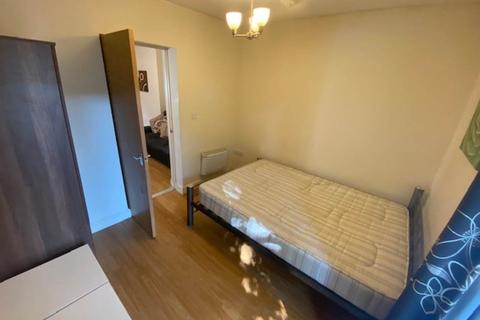 1 bedroom flat to rent - Claude Road, ,