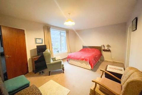 4c Charlton Road, Shepton Mallet, BA4 5NY