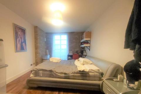 2 bedroom flat to rent, Millennium Drive, Isle of Dogs, Docklands, London, E14 3GH