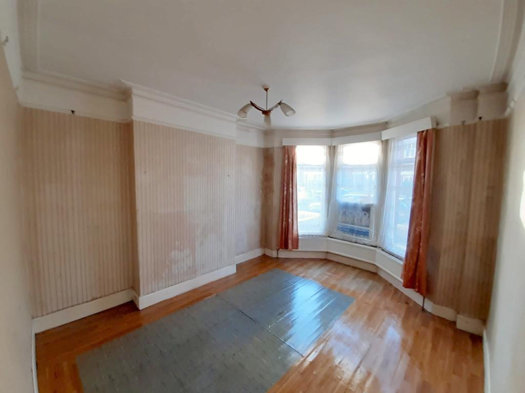 Haverhill Road, Balham, London, SW12 0HA 3 bed terraced house £999,995