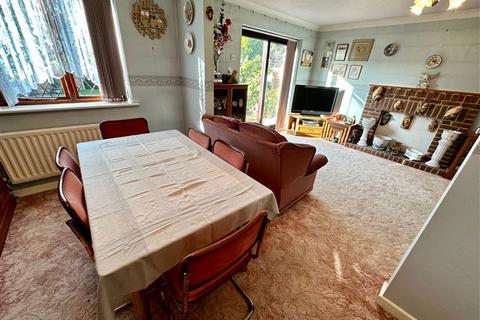 4 Juniper Close, Worthing, BN13 3PR