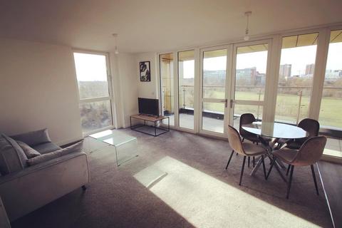 2 bedroom flat for sale, Adelphi Wharf 2, 9 Adelphi Street, Salford, M3