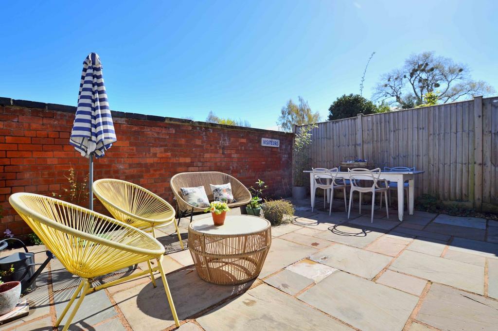 Asquith Road, Leckhampton, Cheltenham, GL53 3 bed end of terrace house