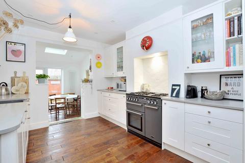 2 Asquith Road, Cheltenham, GL53 7EL
