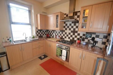 2 bedroom flat to rent, N4, HARRINGAY - 2 BEDROOM FLAT