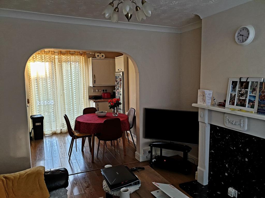 Hardy Road, Doncaster 2 bed semidetached house for sale £135,000