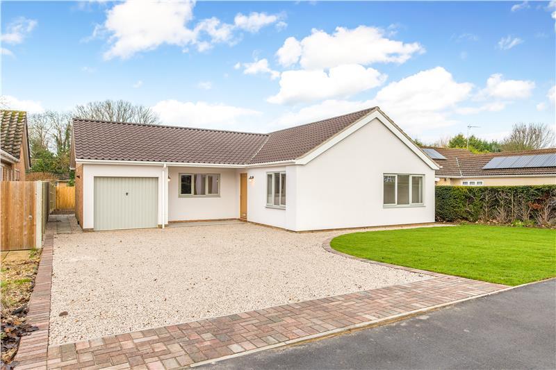 Holme Drive, Sudbrooke, Lincoln... 3 bed detached bungalow £415,000