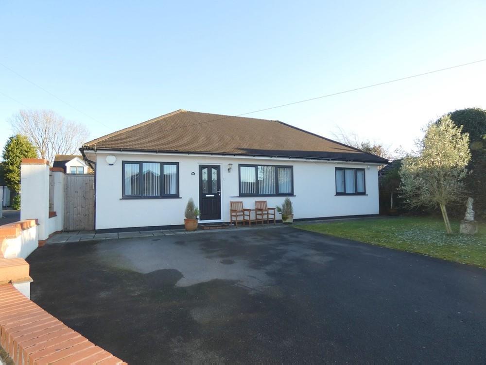 Smithfield Lane, Sandbach 3 bed detached bungalow for sale £399,950