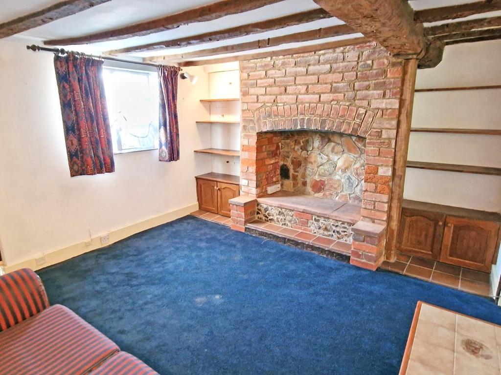 Main Street, Twyford, Buckingham 1 bed cottage £164,000