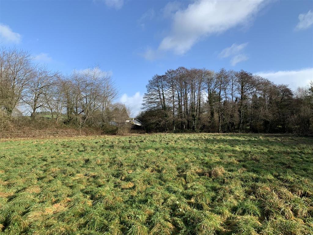 Bow, Crediton Land £25,000