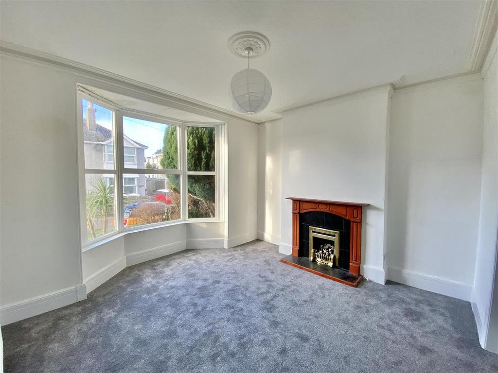 Chatsworth Road, Torquay 5 bed terraced house £350,000