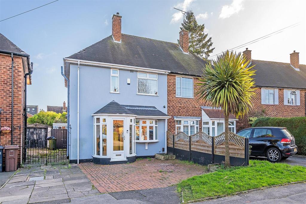 Colesbourne Road, Solihull 3 bed semidetached house for sale £350,000